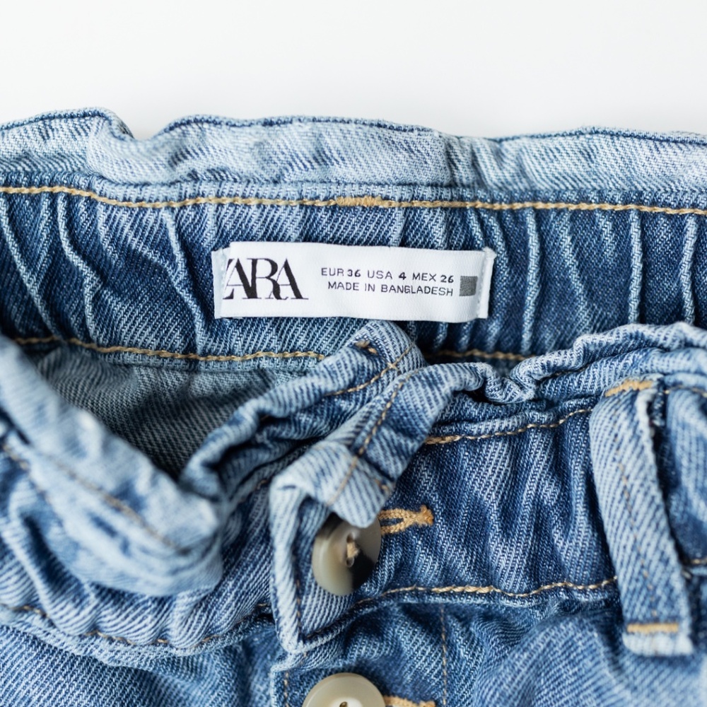 ZARA Denim Paper Bag Waist Shorts Size 4 - Picture 2 of 6